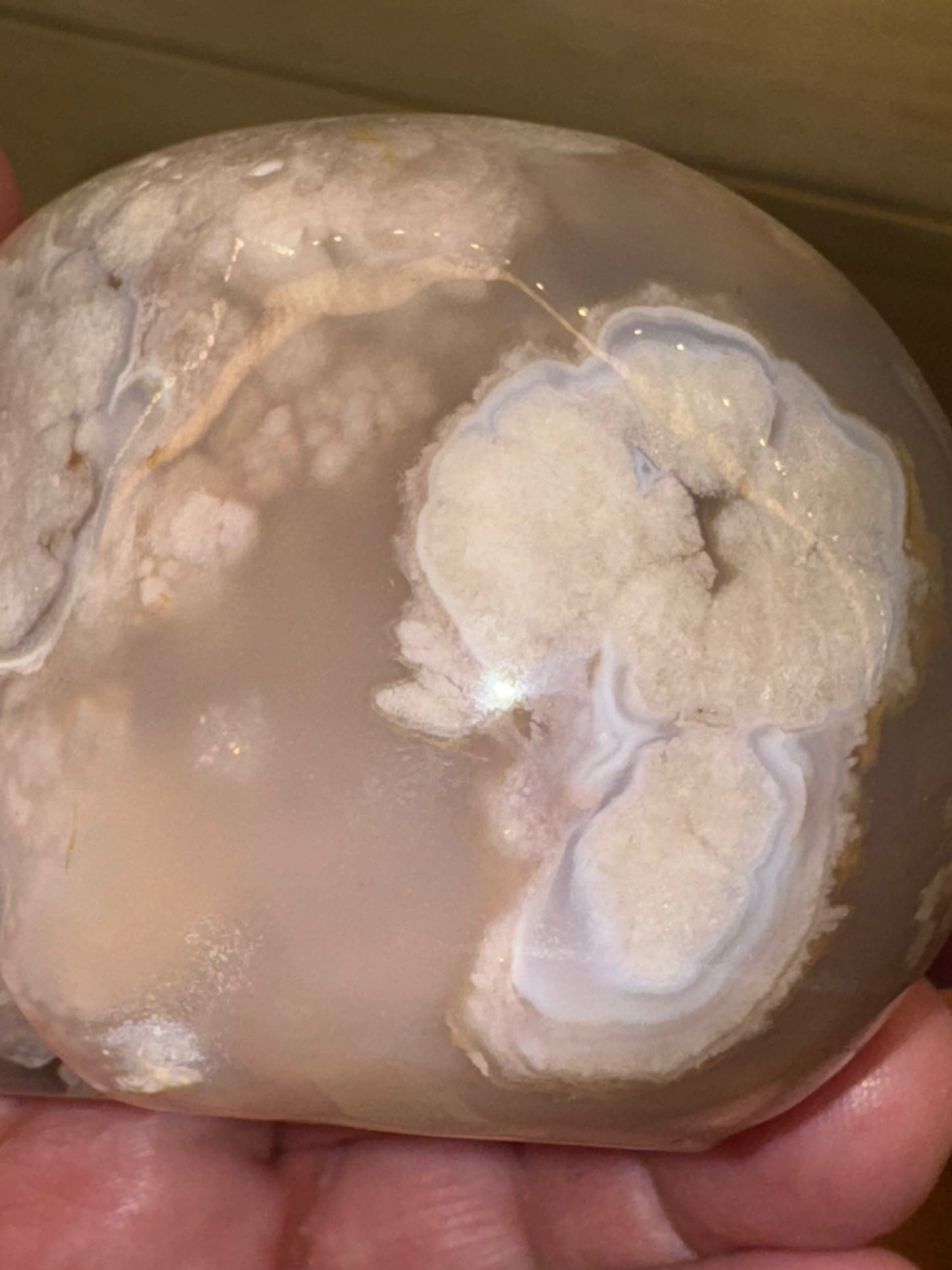 Flower agate skull